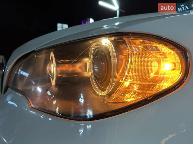 Белый БМВ Х5, объемом двигателя 3 л и пробегом 244 тыс. км за 11700 $, фото 7 на Automoto.ua