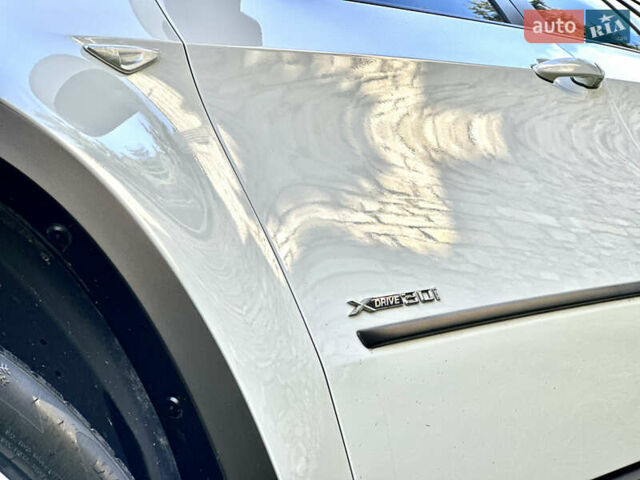 Білий БМВ Х5, об'ємом двигуна 3 л та пробігом 244 тис. км за 13800 $, фото 54 на Automoto.ua