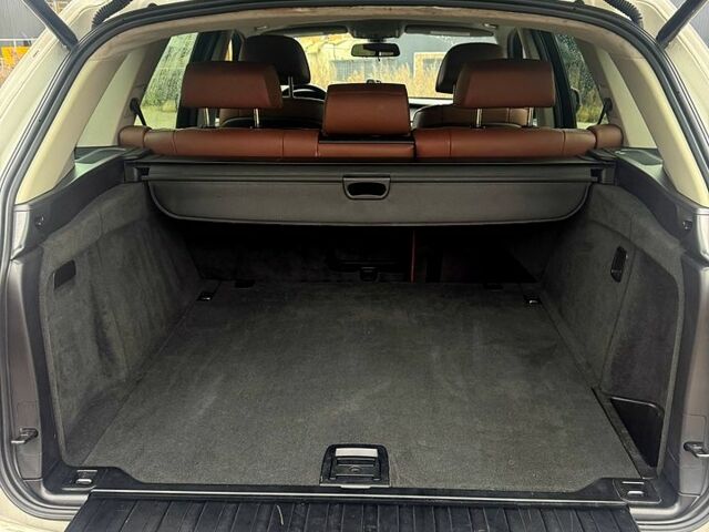 Белый БМВ Х5, объемом двигателя 3 л и пробегом 223 тыс. км за 11500 $, фото 8 на Automoto.ua