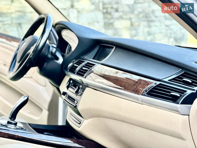 Білий БМВ Х5, об'ємом двигуна 3 л та пробігом 244 тис. км за 13800 $, фото 152 на Automoto.ua