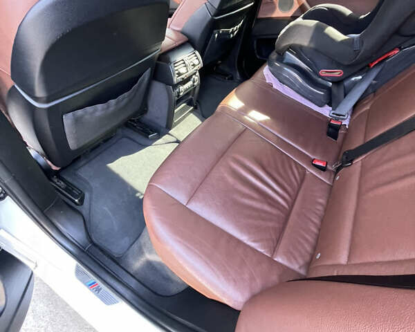 Белый БМВ Х5, объемом двигателя 2.99 л и пробегом 290 тыс. км за 22000 $, фото 81 на Automoto.ua