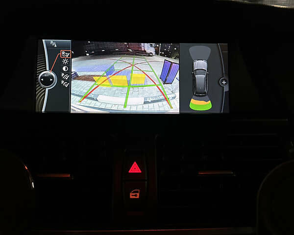 Белый БМВ Х5, объемом двигателя 3 л и пробегом 244 тыс. км за 11700 $, фото 24 на Automoto.ua