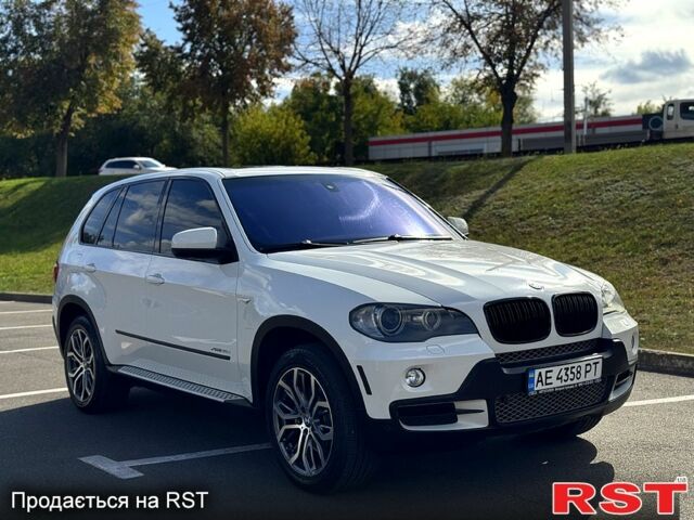 Белый БМВ Х5, объемом двигателя 3 л и пробегом 337 тыс. км за 16950 $, фото 4 на Automoto.ua