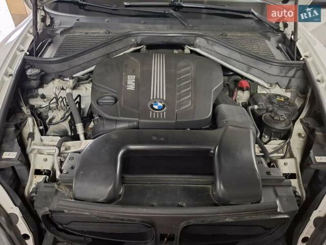 Белый БМВ Х5, объемом двигателя 3 л и пробегом 252 тыс. км за 23000 $, фото 28 на Automoto.ua