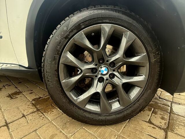 Белый БМВ Х5, объемом двигателя 3 л и пробегом 223 тыс. км за 11500 $, фото 10 на Automoto.ua