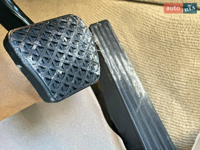 Білий БМВ Х5, об'ємом двигуна 3 л та пробігом 244 тис. км за 13800 $, фото 77 на Automoto.ua