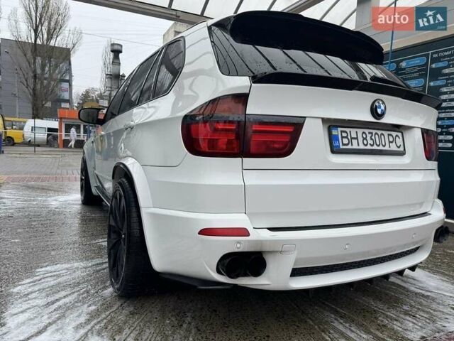 Білий БМВ Х5, об'ємом двигуна 3 л та пробігом 260 тис. км за 22400 $, фото 3 на Automoto.ua