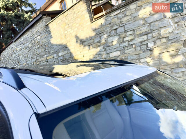 Білий БМВ Х5, об'ємом двигуна 3 л та пробігом 244 тис. км за 13800 $, фото 30 на Automoto.ua