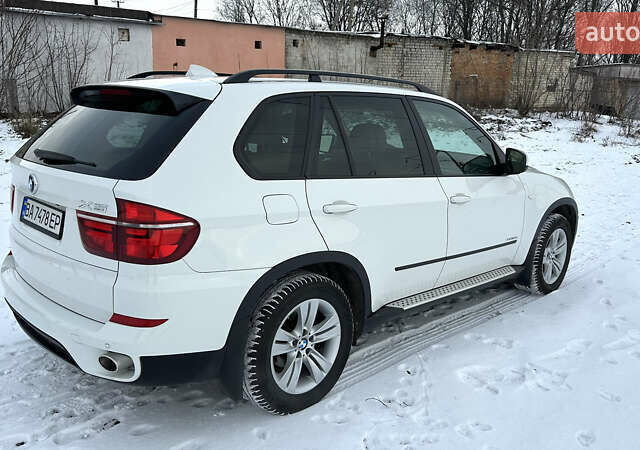 Белый БМВ Х5, объемом двигателя 2.99 л и пробегом 271 тыс. км за 22000 $, фото 4 на Automoto.ua