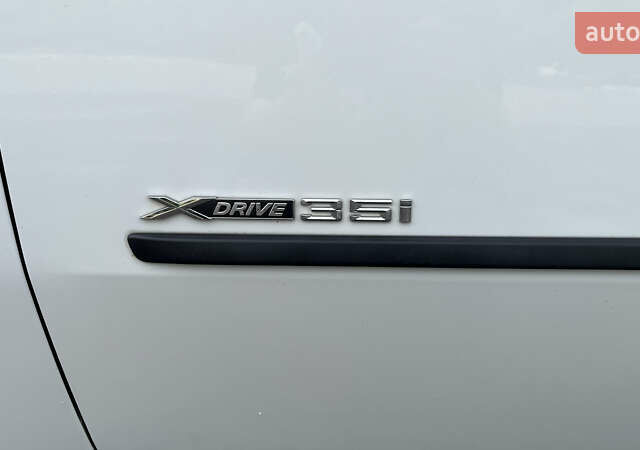 Белый БМВ Х5, объемом двигателя 3 л и пробегом 235 тыс. км за 17500 $, фото 10 на Automoto.ua