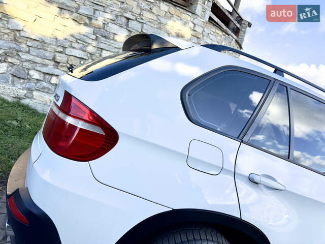 Білий БМВ Х5, об'ємом двигуна 3 л та пробігом 244 тис. км за 13800 $, фото 35 на Automoto.ua