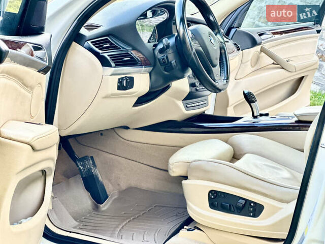 Білий БМВ Х5, об'ємом двигуна 3 л та пробігом 244 тис. км за 13800 $, фото 148 на Automoto.ua