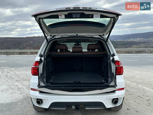 Білий БМВ Х5, об'ємом двигуна 3 л та пробігом 325 тис. км за 17200 $, фото 9 на Automoto.ua