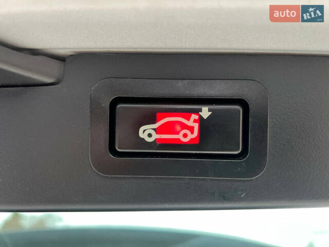 Белый БМВ Х5, объемом двигателя 3 л и пробегом 250 тыс. км за 11250 $, фото 10 на Automoto.ua