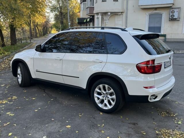 Белый БМВ Х5, объемом двигателя 3 л и пробегом 181 тыс. км за 16800 $, фото 2 на Automoto.ua