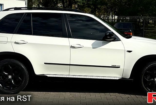 Білий БМВ Х5, об'ємом двигуна 3 л та пробігом 172 тис. км за 17000 $, фото 2 на Automoto.ua