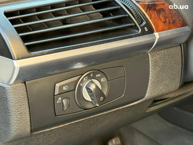 Белый БМВ Х5, объемом двигателя 3 л и пробегом 155 тыс. км за 19440 $, фото 11 на Automoto.ua