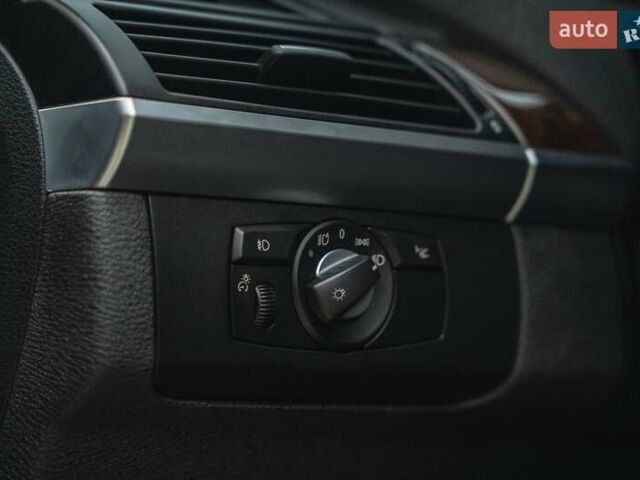 Білий БМВ Х5, об'ємом двигуна 3 л та пробігом 204 тис. км за 18999 $, фото 34 на Automoto.ua