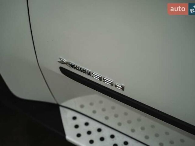 Білий БМВ Х5, об'ємом двигуна 2.99 л та пробігом 202 тис. км за 21500 $, фото 2 на Automoto.ua