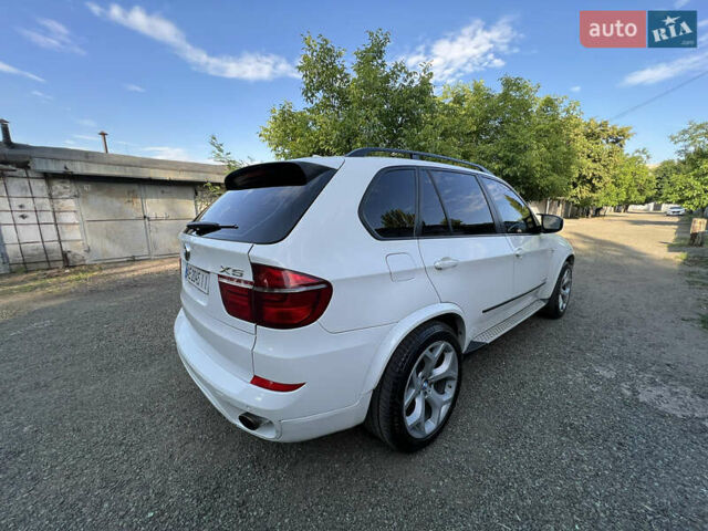 Белый БМВ Х5, объемом двигателя 2.98 л и пробегом 175 тыс. км за 16000 $, фото 19 на Automoto.ua