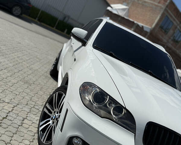 Белый БМВ Х5, объемом двигателя 2.98 л и пробегом 267 тыс. км за 19500 $, фото 3 на Automoto.ua