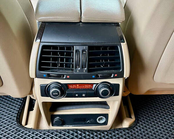 Белый БМВ Х5, объемом двигателя 2.99 л и пробегом 307 тыс. км за 15900 $, фото 17 на Automoto.ua