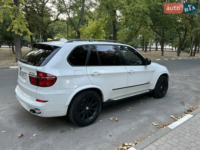 Белый БМВ Х5, объемом двигателя 2.98 л и пробегом 175 тыс. км за 16000 $, фото 8 на Automoto.ua