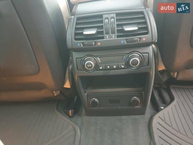 Белый БМВ Х5, объемом двигателя 3 л и пробегом 238 тыс. км за 18999 $, фото 14 на Automoto.ua