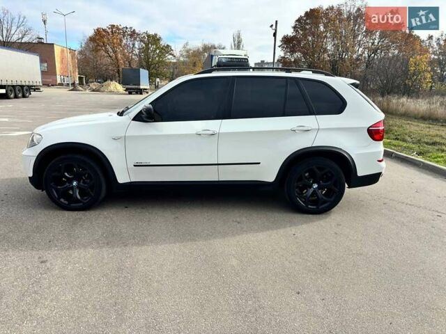 Белый БМВ Х5, объемом двигателя 3 л и пробегом 230 тыс. км за 17200 $, фото 7 на Automoto.ua