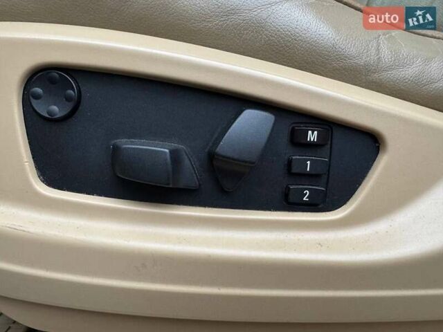 Білий БМВ Х5, об'ємом двигуна 3 л та пробігом 238 тис. км за 15500 $, фото 14 на Automoto.ua