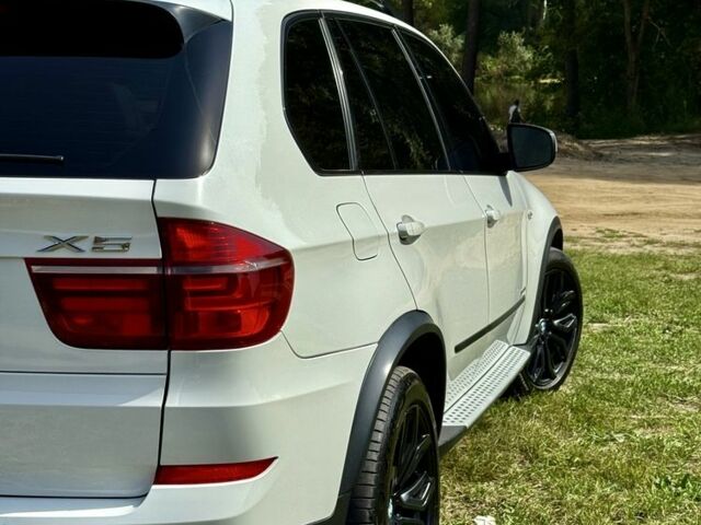 Белый БМВ Х5, объемом двигателя 3 л и пробегом 360 тыс. км за 14200 $, фото 2 на Automoto.ua