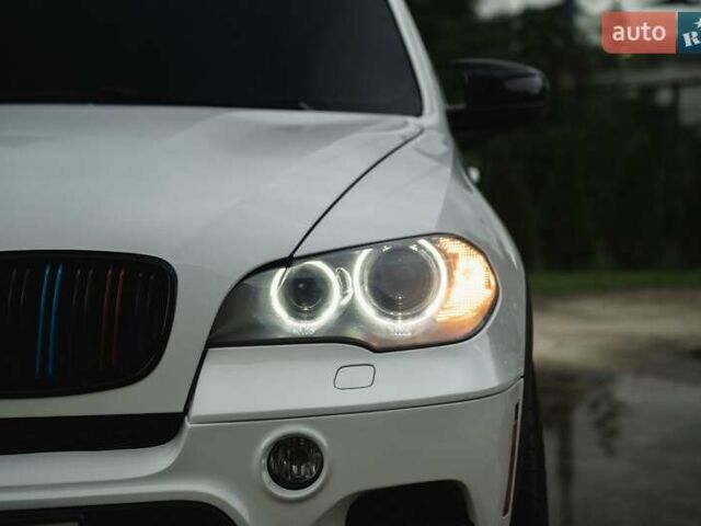 Білий БМВ Х5, об'ємом двигуна 3 л та пробігом 204 тис. км за 18999 $, фото 2 на Automoto.ua