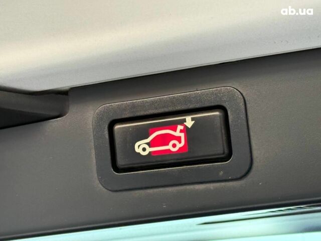 Белый БМВ Х5, объемом двигателя 3 л и пробегом 155 тыс. км за 19440 $, фото 16 на Automoto.ua