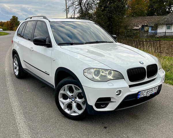 Белый БМВ Х5, объемом двигателя 2.99 л и пробегом 307 тыс. км за 15900 $, фото 20 на Automoto.ua