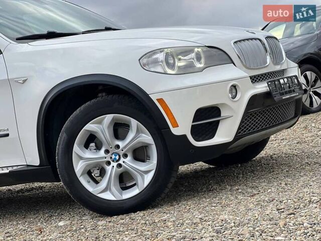 Белый БМВ Х5, объемом двигателя 3 л и пробегом 223 тыс. км за 15800 $, фото 6 на Automoto.ua