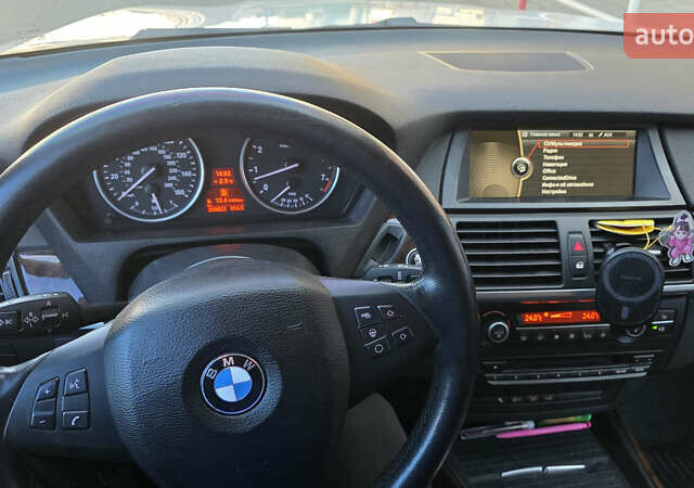 Белый БМВ Х5, объемом двигателя 2.98 л и пробегом 270 тыс. км за 14500 $, фото 22 на Automoto.ua