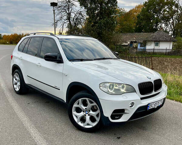Белый БМВ Х5, объемом двигателя 2.99 л и пробегом 307 тыс. км за 15900 $, фото 35 на Automoto.ua