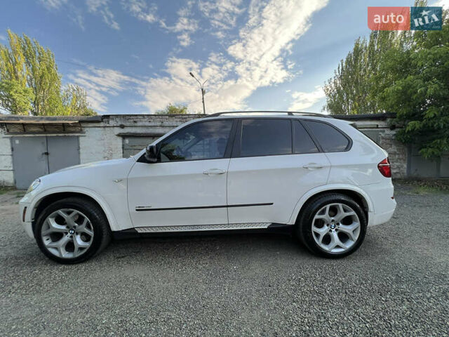 Белый БМВ Х5, объемом двигателя 2.98 л и пробегом 175 тыс. км за 16000 $, фото 13 на Automoto.ua