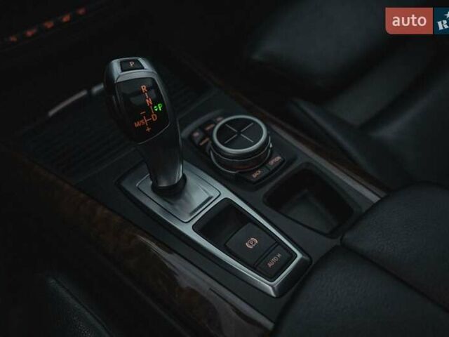 Білий БМВ Х5, об'ємом двигуна 3 л та пробігом 204 тис. км за 18999 $, фото 30 на Automoto.ua