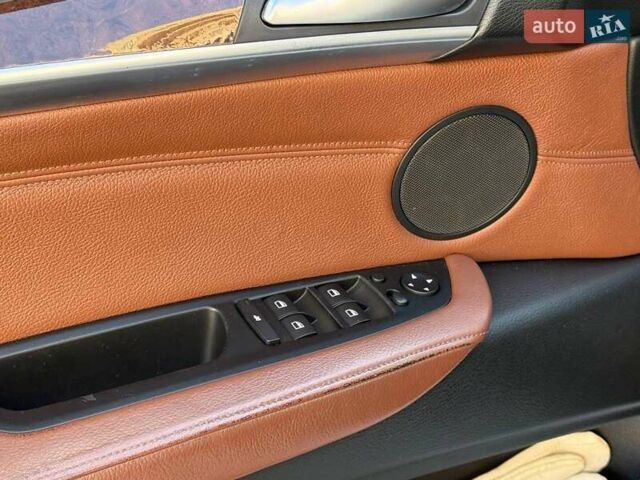 Белый БМВ Х5, объемом двигателя 3 л и пробегом 155 тыс. км за 19440 $, фото 9 на Automoto.ua