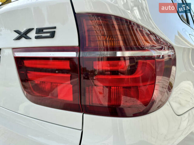 Белый БМВ Х5, объемом двигателя 3 л и пробегом 245 тыс. км за 23000 $, фото 42 на Automoto.ua