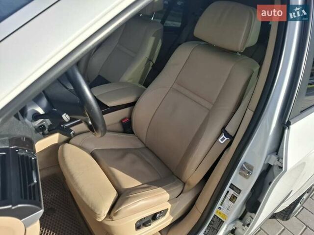 Белый БМВ Х5, объемом двигателя 2.98 л и пробегом 189 тыс. км за 13999 $, фото 10 на Automoto.ua