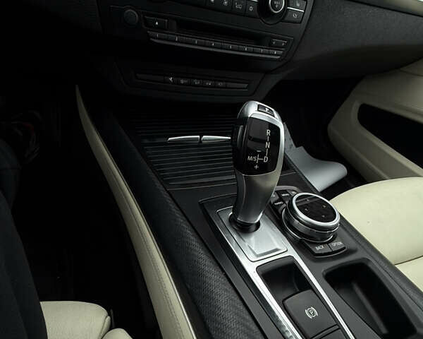 Белый БМВ Х5, объемом двигателя 3 л и пробегом 245 тыс. км за 23000 $, фото 29 на Automoto.ua