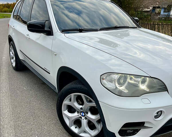 Белый БМВ Х5, объемом двигателя 2.99 л и пробегом 307 тыс. км за 15900 $, фото 24 на Automoto.ua