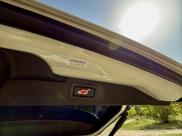 Белый БМВ Х5, объемом двигателя 3 л и пробегом 360 тыс. км за 14200 $, фото 7 на Automoto.ua