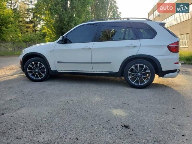 Белый БМВ Х5, объемом двигателя 3 л и пробегом 238 тыс. км за 18999 $, фото 11 на Automoto.ua