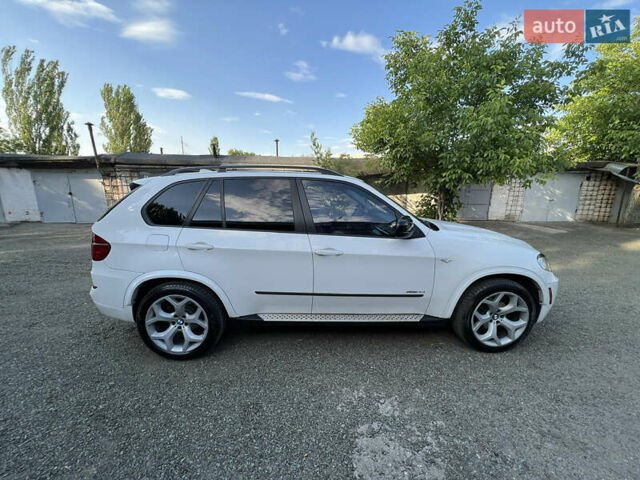 Белый БМВ Х5, объемом двигателя 2.98 л и пробегом 175 тыс. км за 16000 $, фото 18 на Automoto.ua
