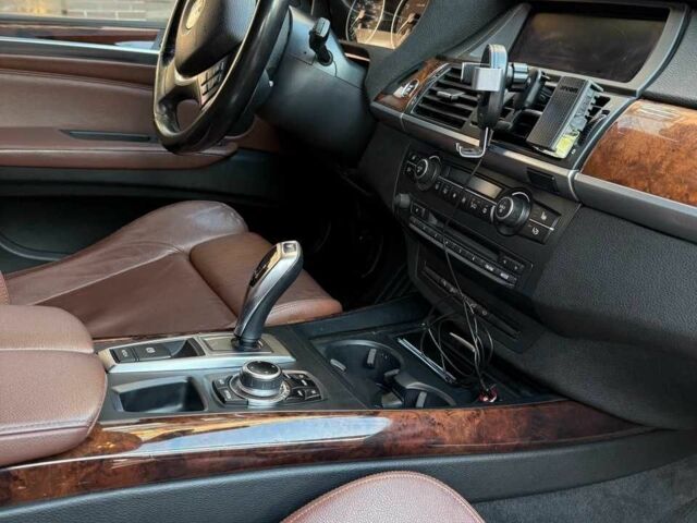 Білий БМВ Х5, об'ємом двигуна 3 л та пробігом 187 тис. км за 12500 $, фото 6 на Automoto.ua