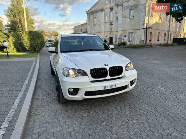 Белый БМВ Х5, объемом двигателя 3 л и пробегом 245 тыс. км за 23000 $, фото 4 на Automoto.ua