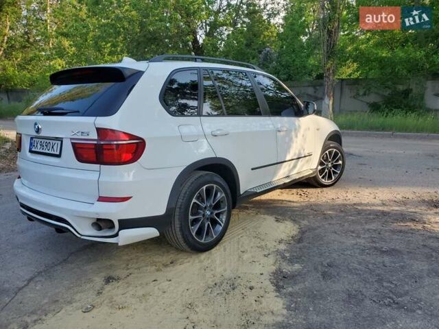 Белый БМВ Х5, объемом двигателя 3 л и пробегом 238 тыс. км за 18999 $, фото 5 на Automoto.ua